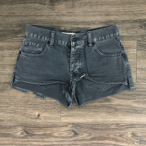 Brandy Melville Pants - Brandy Melville blue shorts